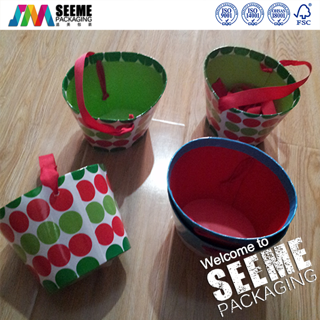 圣诞节礼品纸筒