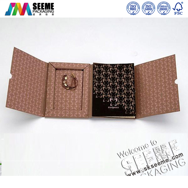 印刷品-带有礼品的宣传册